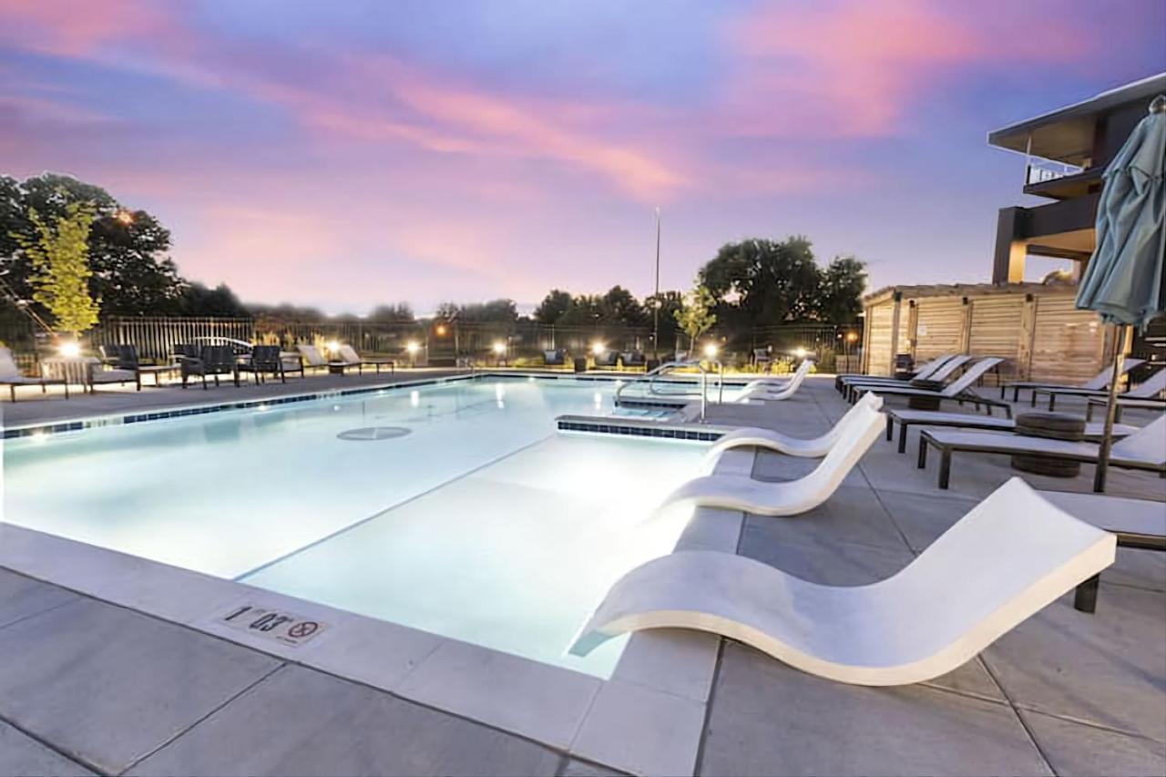Modern Dwntwn 1 Bdrm Apt Pool Gym Free Parking Indianapolis Eksteriør bilde
