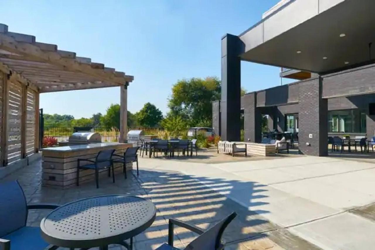 Modern Dwntwn 1 Bdrm Apt Pool Gym Free Parking Indianapolis Eksteriør bilde