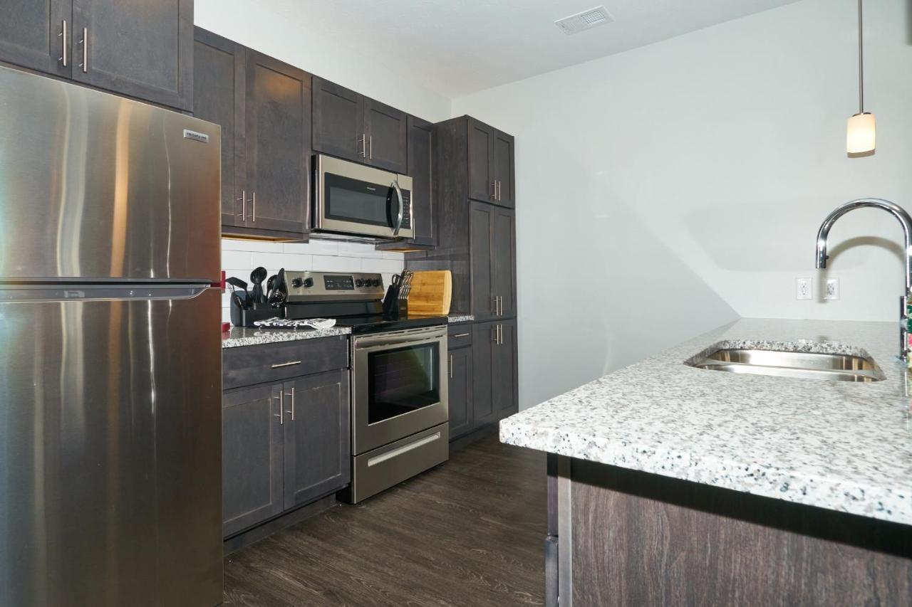 Modern Dwntwn 1 Bdrm Apt Pool Gym Free Parking Indianapolis Eksteriør bilde