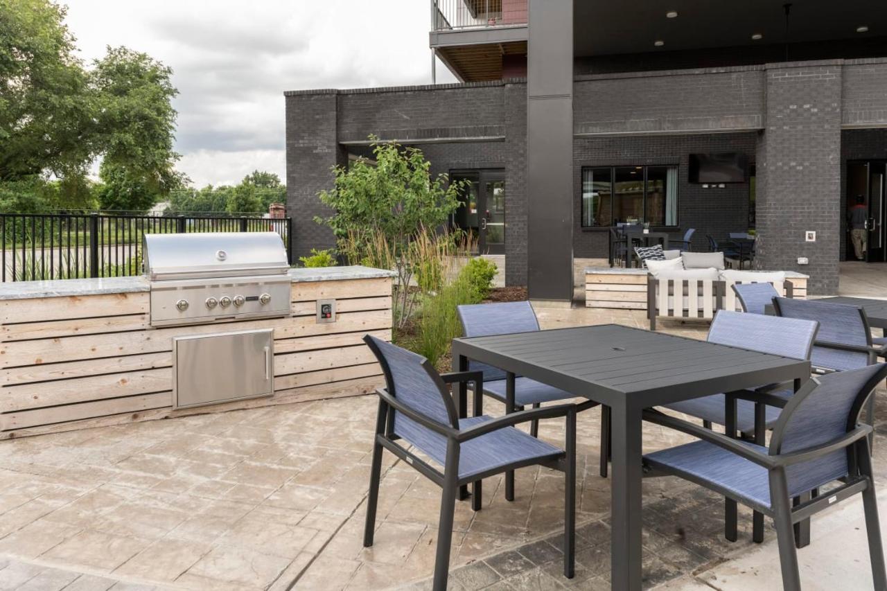 Modern Dwntwn 1 Bdrm Apt Pool Gym Free Parking Indianapolis Eksteriør bilde