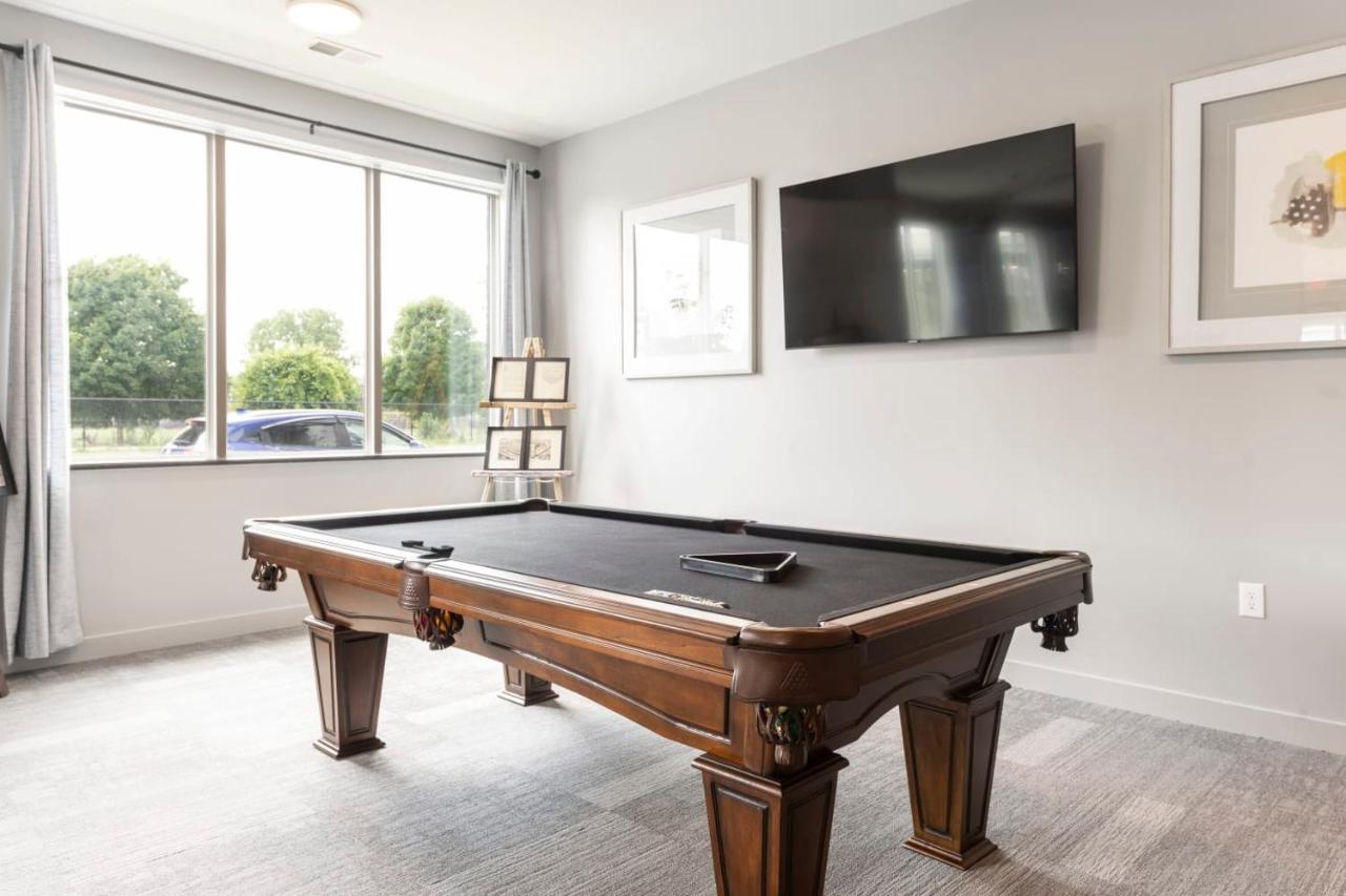 Modern Dwntwn 1 Bdrm Apt Pool Gym Free Parking Indianapolis Eksteriør bilde